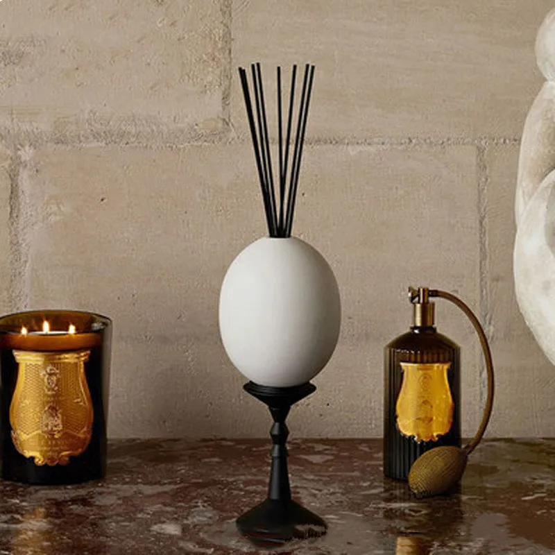Prosta biała ceramiczna ozdoba – Home Fragrance Products recenzja i cena
